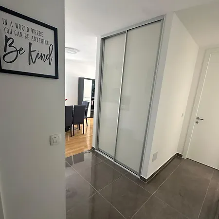 Sunlight - Free Parking & Balcony Apartamento Zadar