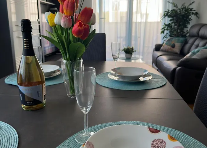 Appartamento Sunlight - Free Parking & Balcony *