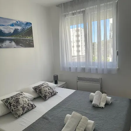 Sunlight - Free Parking & Balcony Zadar
