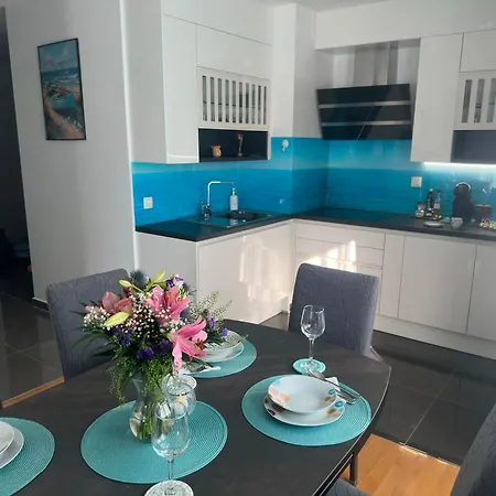 Apartament Sunlight - Free Parking & Balcony *