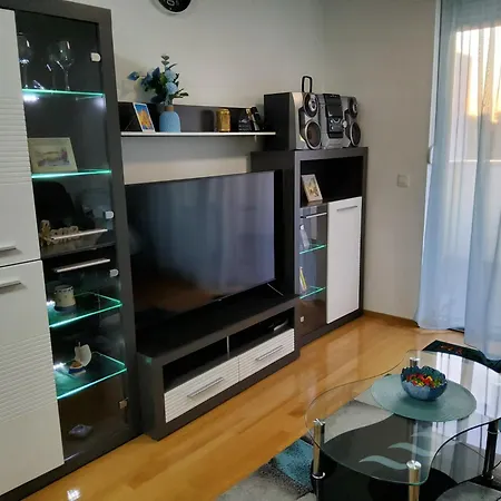 Apartament Sunlight - Free Parking & Balcony